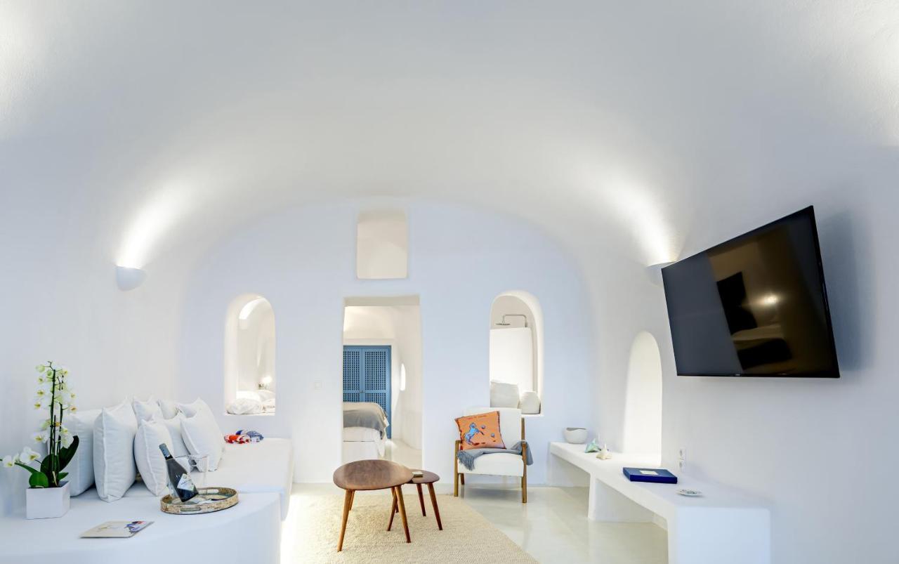Aristos Life Luxury Cave Villas Oia  Exterior photo