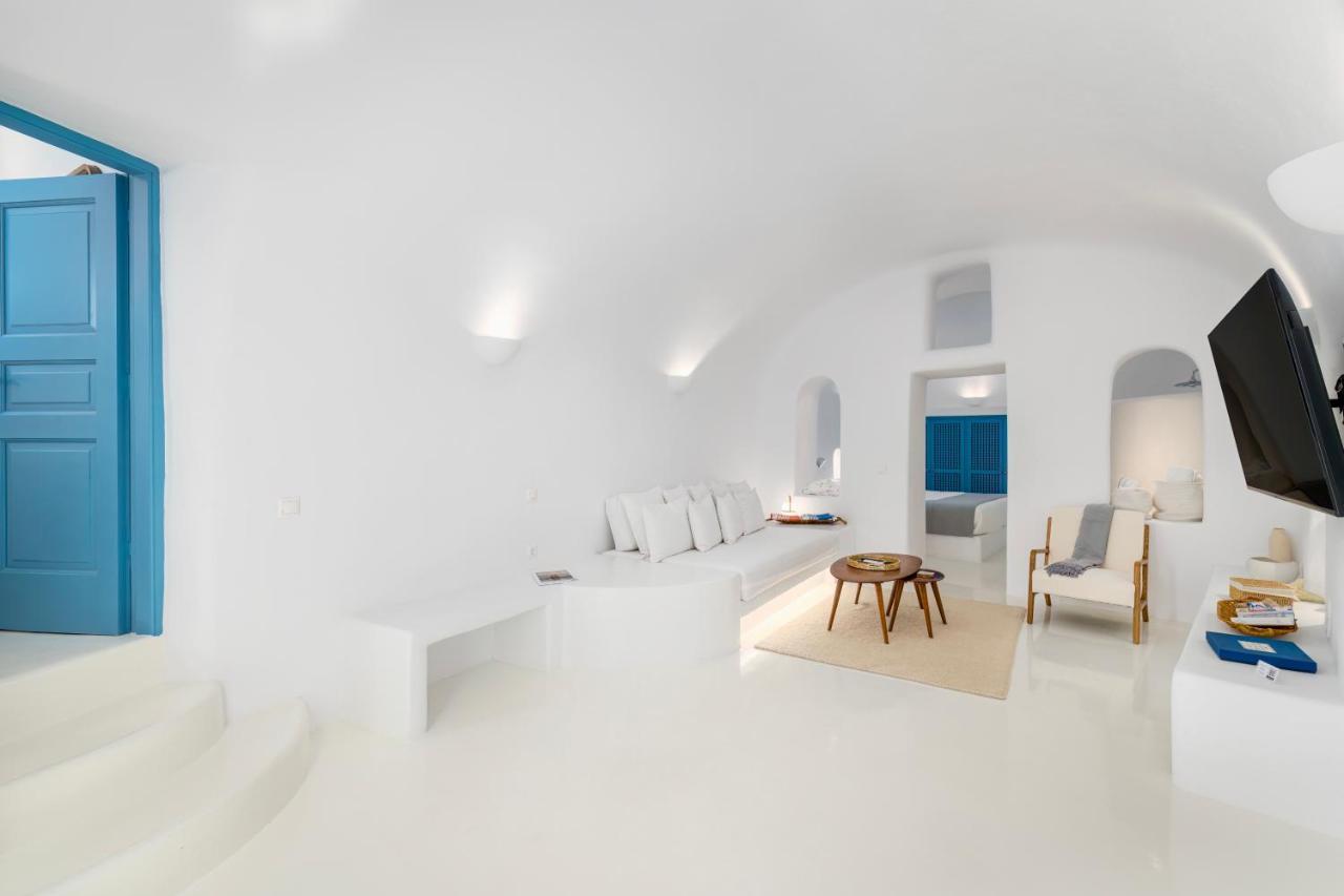 Aristos Life Luxury Cave Villas Oia  Exterior photo